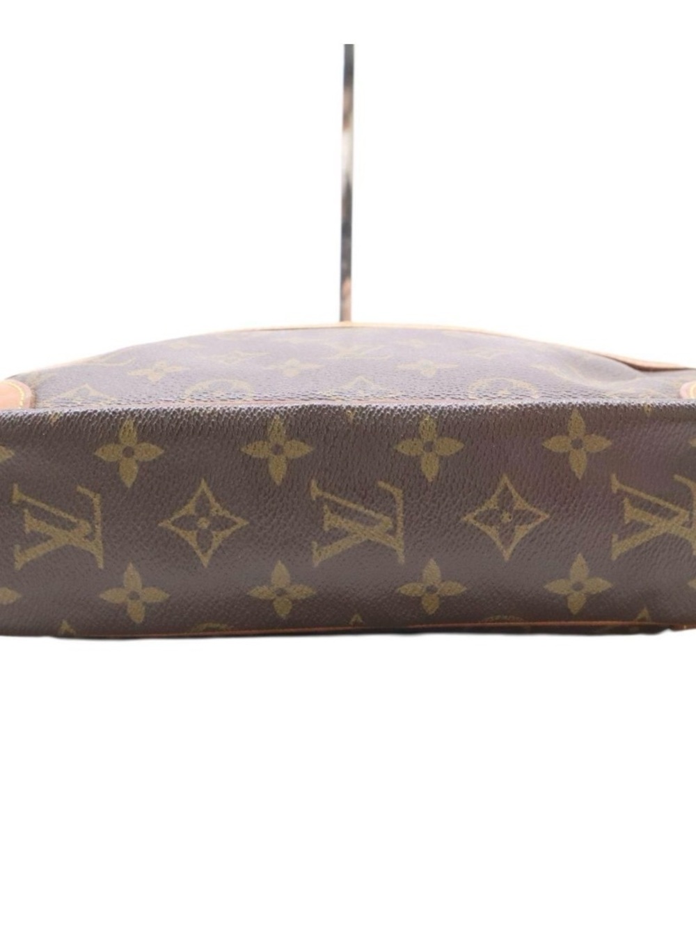 Louis Vuitton Monogram Canvas Compiegne - Picture 5 of 7